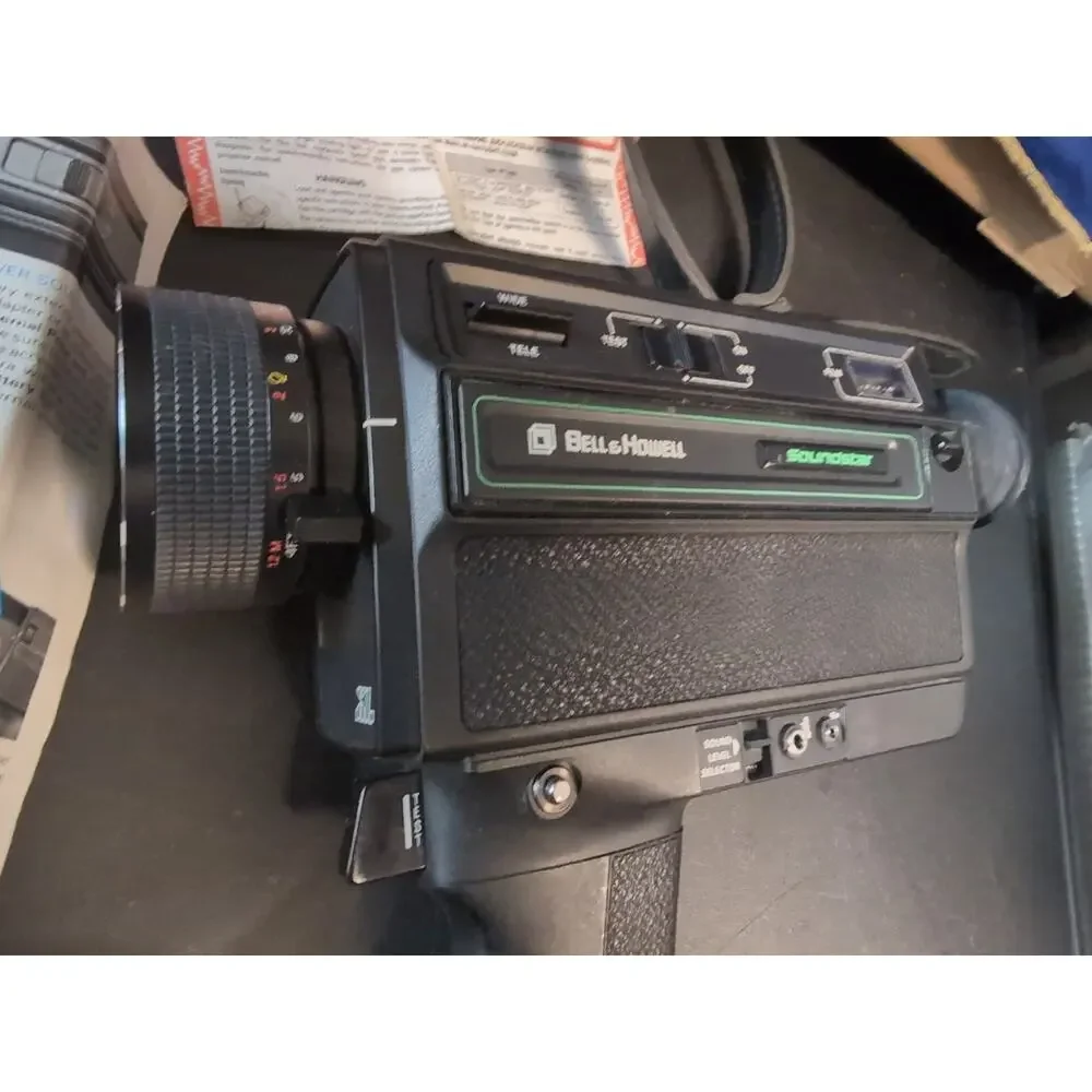 Bell & Howell SoundStar Filmosonic XL Movie Camera Model 1225 W/ Bag Untested